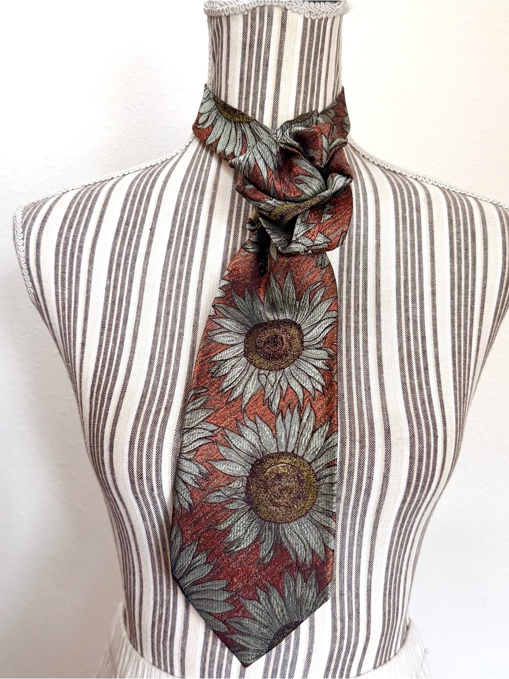 Vintage Moschino Cravatte Sunflower Silk Tie Made in Italy 90s Designer